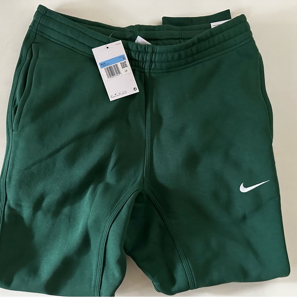 Nike Men’s Sweatpants. NWT.
